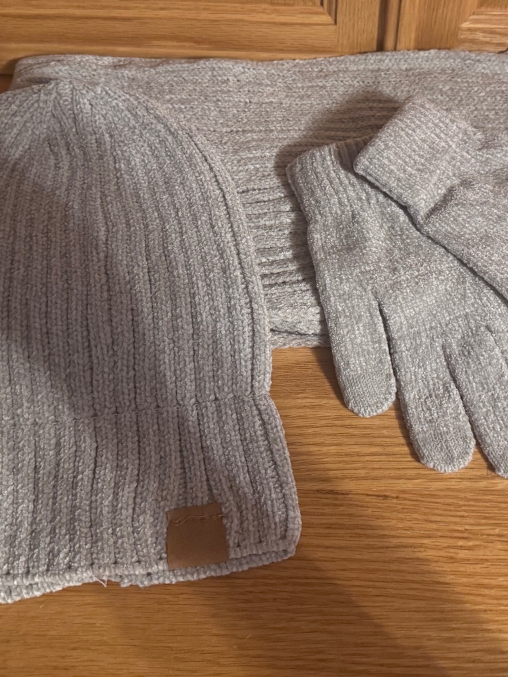 Women's Winter Hat, Gloves, & Scarf Set Warm Winter Gray